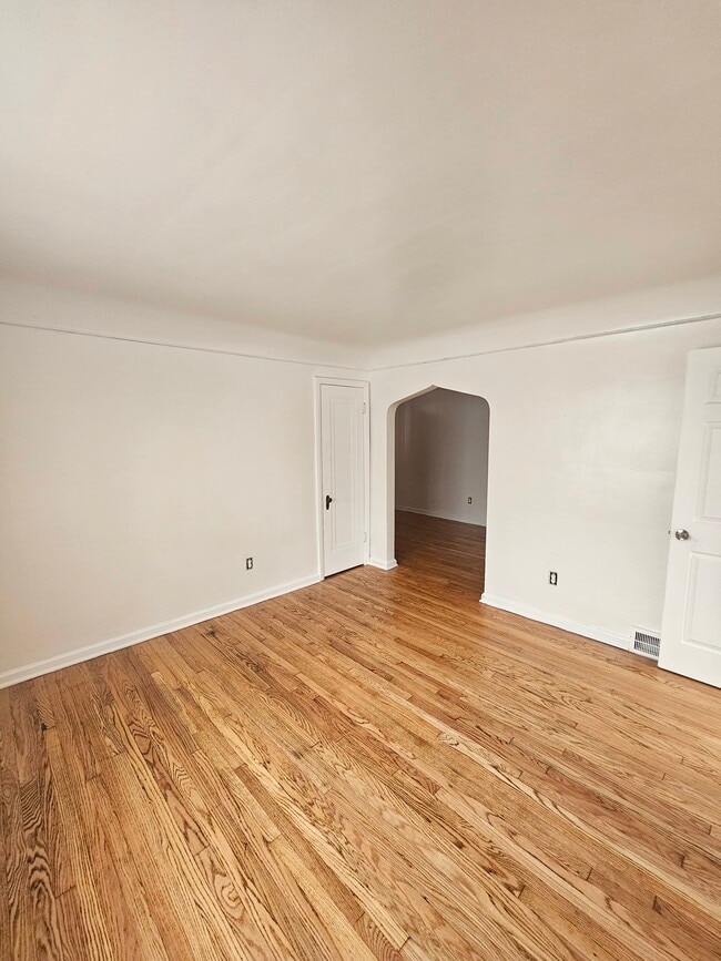 14140 Fairmount Dr in Detroit, MI - Building Photo - Building Photo