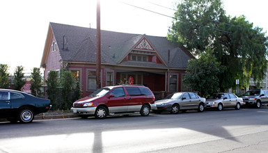 800-816 E Edgeware Rd in Los Angeles, CA - Building Photo - Building Photo