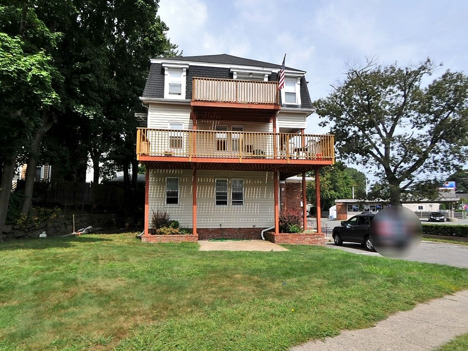 6 New Ocean St in Swampscott, MA - Building Photo