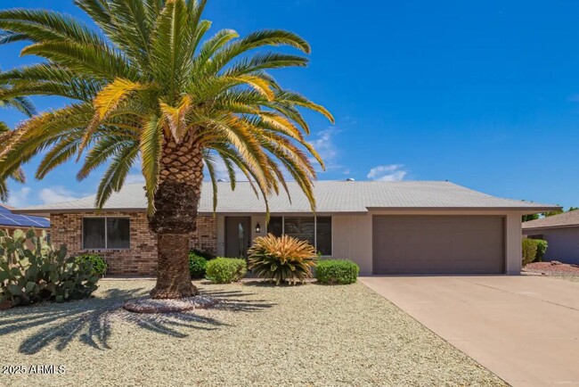 17615 N Whispering Oaks Dr in Sun City, AZ - Building Photo - Building Photo