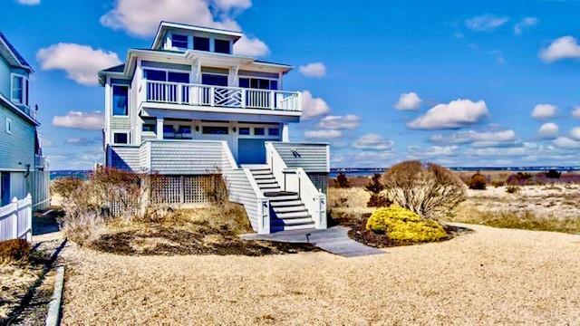 property at 750 Dune Rd