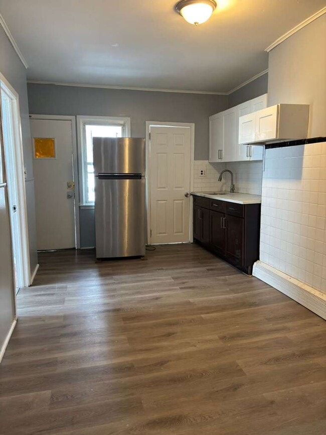 46 Wayne Ave in Paterson, NJ - Building Photo - Building Photo