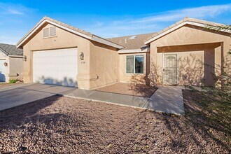 3148 N Rainbow St in Kingman, AZ - Building Photo - Building Photo