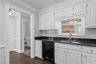 345 Middle Oaks Dr in Chesapeake, VA - Building Photo - Building Photo