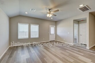 4109 Sara Pk Dr in Yukon, OK - Building Photo - Building Photo
