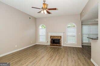 2045 Reserve Pkwy in Mcdonough, GA - Building Photo - Building Photo