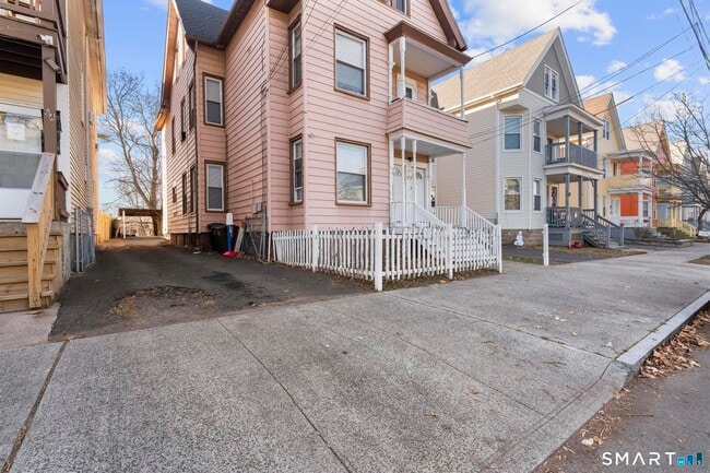 66 Atwater St in New Haven, CT - Building Photo - Building Photo