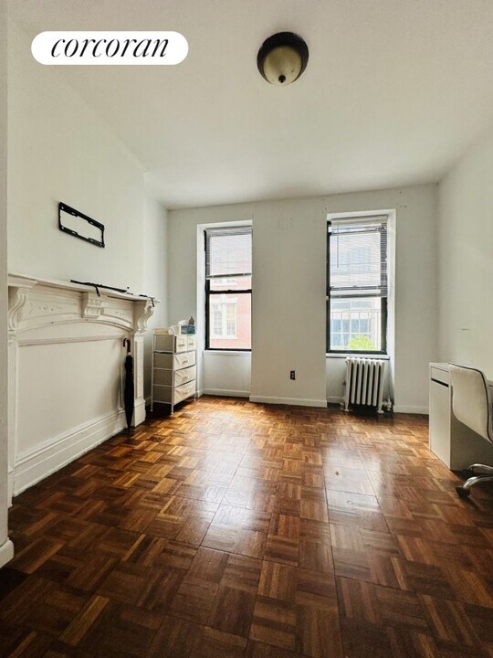424 E 66th St in New York, NY - Foto de edificio