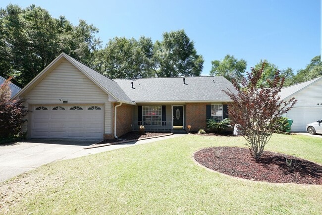 property at 4496 Parkwood Ln W