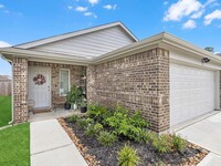 5206 Mossdale Blf Ln in Spring, TX - Foto de edificio - Building Photo