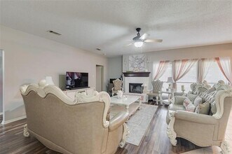 308 McMurtry Dr in Arlington, TX - Building Photo - Building Photo