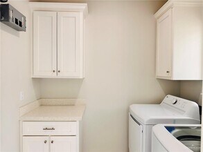 20 N Crown Point in Pharr, TX - Building Photo - Building Photo