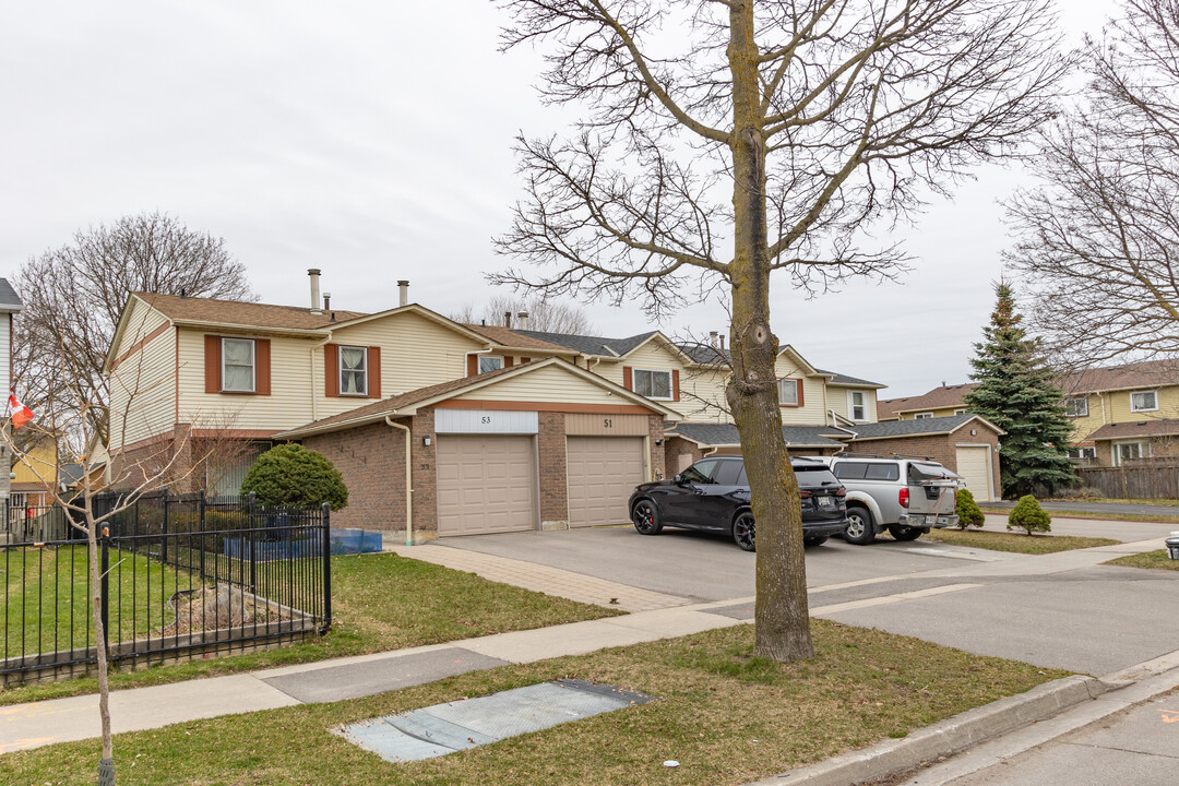 49 Truro Cres in Toronto, ON - Building Photo