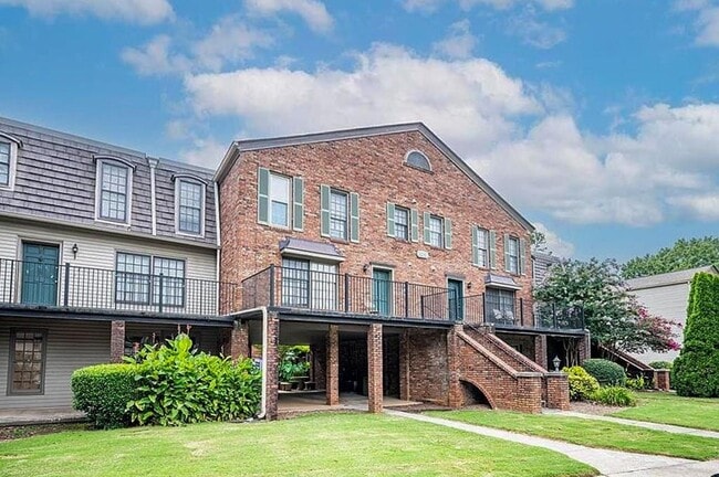 property at 3091 Colonial Way