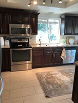 4958 Park Pl, Unit E in Yorba Linda, CA - Building Photo