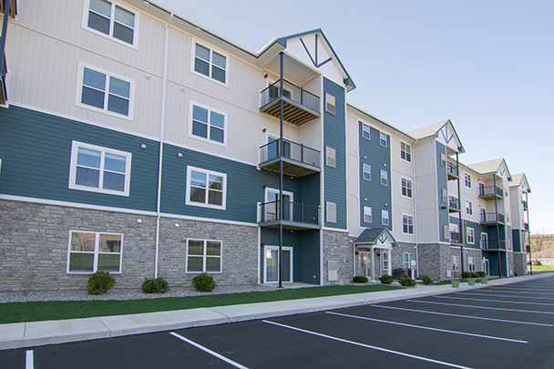 CenterPointe Apartments in Camp Hill, PA - Building Photo