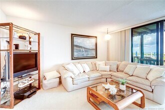 2355 NE Ocean Blvd in Stuart, FL - Building Photo - Building Photo