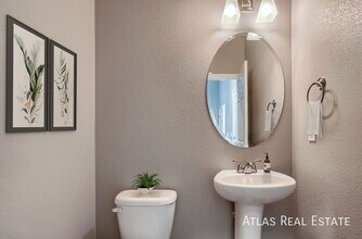 4165 Meadowview Ct in Evans, CO - Building Photo - Building Photo