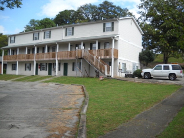 201 S Spencer St in Dalton, GA - Building Photo - Building Photo