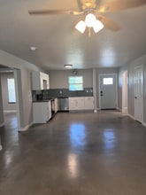 404 Scott St in Kerrville, TX - Building Photo - Building Photo