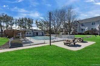 3534 Gibbs Rd in Coram, NY - Building Photo - Building Photo