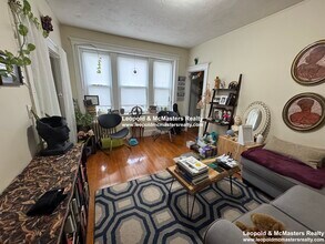 156 Kelton St, Unit 16 in Boston, MA - Foto de edificio - Building Photo