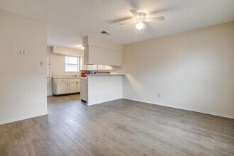 2602 NW 21st St-Unit -Unit B in Fort Worth, TX - Building Photo - Building Photo