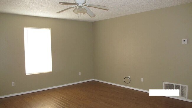 912 82nd St in Lubbock, TX - Foto de edificio - Building Photo
