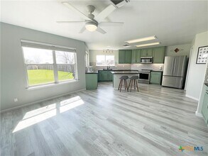 2060 Club Crossing in New Braunfels, TX - Building Photo - Building Photo