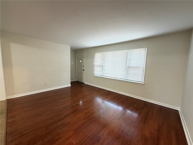 854 Loekes Dr in Florissant, MO - Building Photo - Building Photo