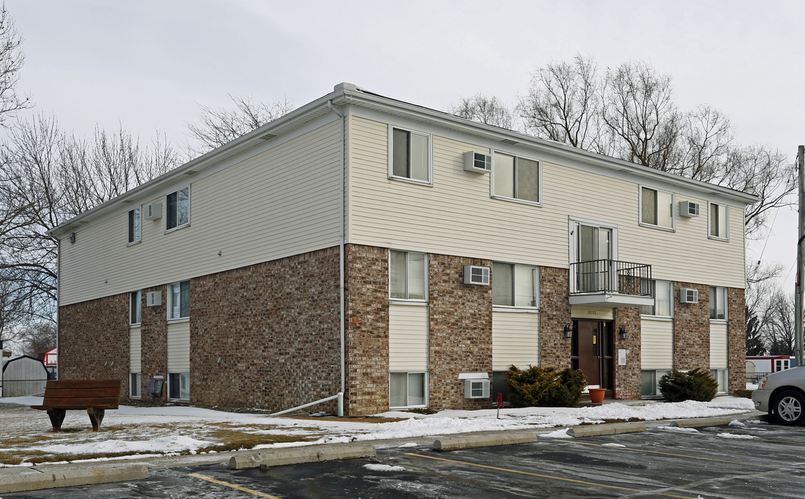 Cordoba Apartments in Perrysburg, OH - Building Photo