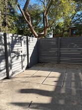 2425 Ocean Ave in Los Angeles, CA - Building Photo - Building Photo