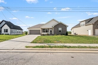 107 Meadowbrook in Shelbyville, TN - Building Photo - Building Photo