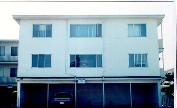 445-453 Bancroft Ave in San Leandro, CA - Building Photo