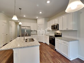 5912 Hagar Vly Dr in Nashville, TN - Building Photo - Building Photo