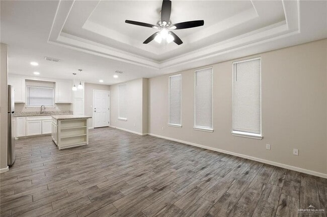 3409 Sahara Dr, Unit 2 in Edinburg, TX - Building Photo - Building Photo