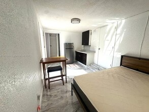 4119 SW 49th St in Fort Lauderdale, FL - Building Photo - Building Photo