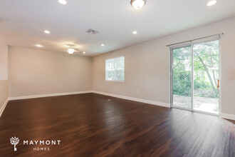 4329 Fieldview Cir in Wesley Chapel, FL - Building Photo - Building Photo
