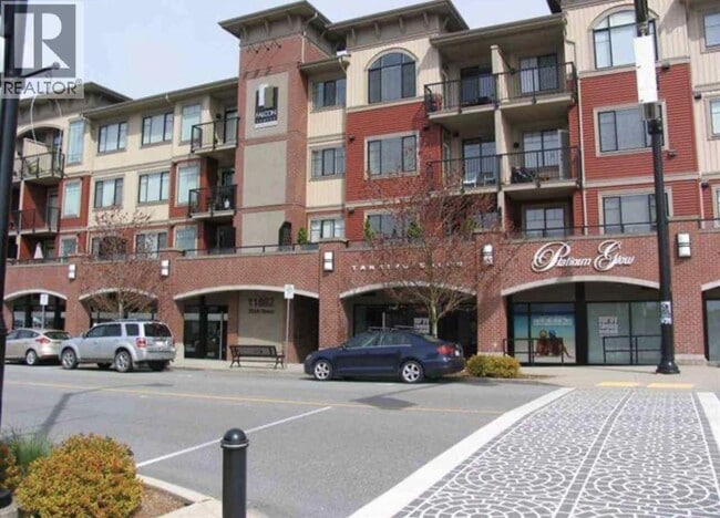 property at 11882-11226 226 St