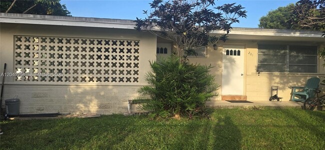property at 201 SW 30th Ct