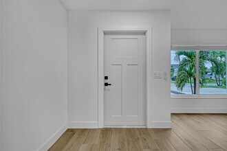 416 W Mango St in Lantana, FL - Building Photo - Building Photo