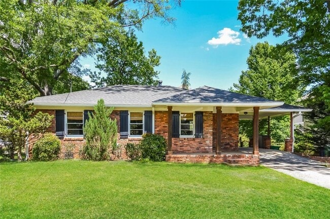 property at 3007 Osborne Rd NE