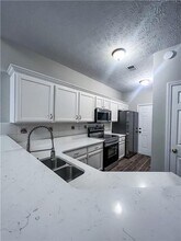 51 Hampton Dr in Cartersville, GA - Building Photo - Building Photo