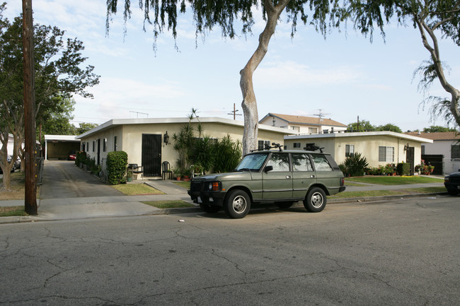 525 N 1st St in Montebello, CA - Foto de edificio - Building Photo