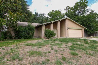 8423 Littleport in San Antonio, TX - Building Photo - Building Photo