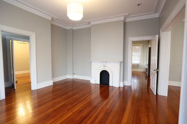 282 Highland Ave, Unit 1, Unit 1