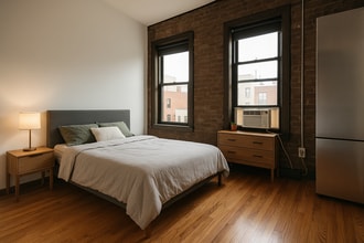 218 E 13th St, Unit 2B in New York, NY - Building Photo - Building Photo