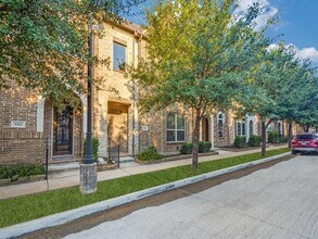 4109 S Broadway Ave in Flower Mound, TX - Building Photo - Building Photo