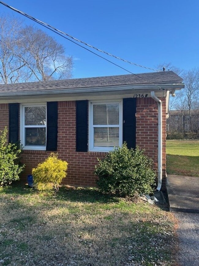 property at 1236 Crewdson Dr