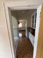 204 Pekin Ave, Unit Apt 2 in East Peoria, IL - Foto de edificio - Building Photo